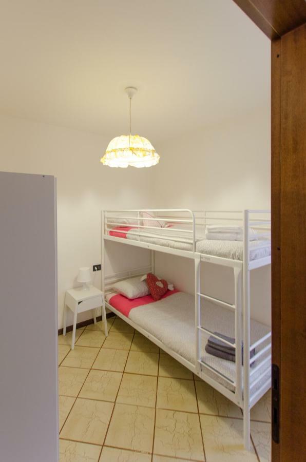 Casa Marisa Leilighet Sirmione Eksteriør bilde